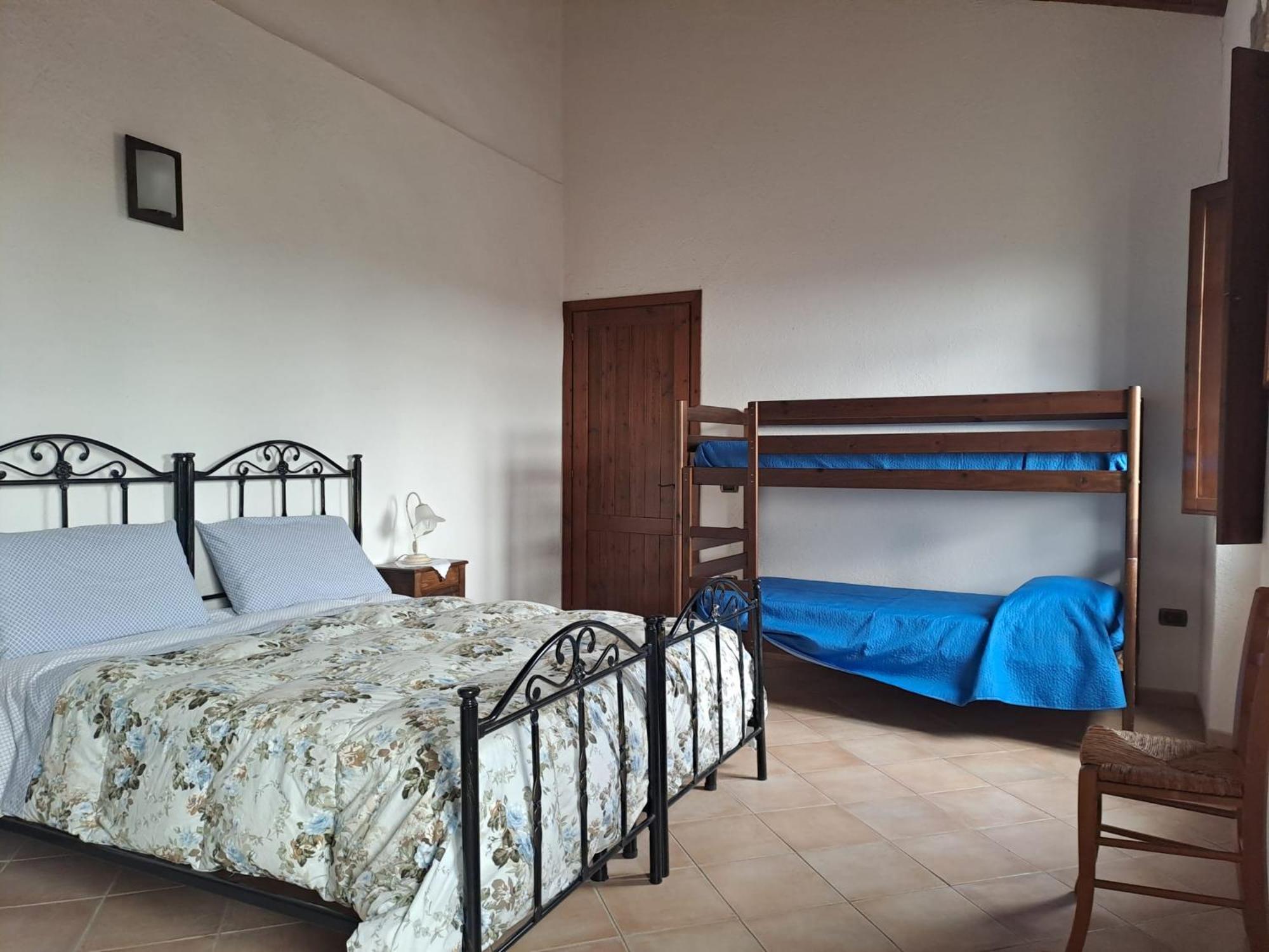 B&B S'Omu Antiga Nureci Esterno foto